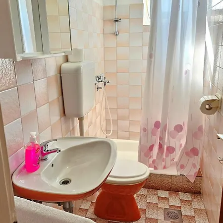 With Parking Space Banjol, Rab - 25967 Апартаменты *