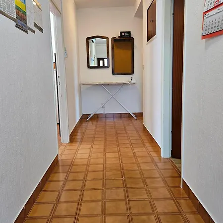 With Parking Space Banjol, Rab - 25967 Апартаменты *